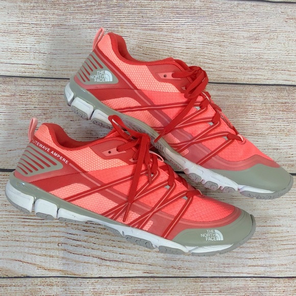 north face litewave trainers